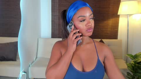 Snapshot of emmy_jacksson chatting on 23, 1, 2025 emmy_jacksson online show from 23, 1, 2025