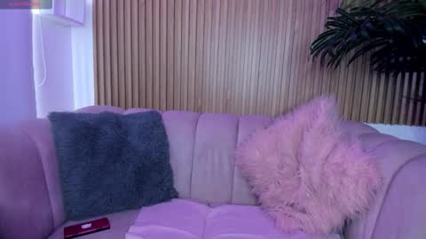 Emmy  online show from 19, 11, 2025