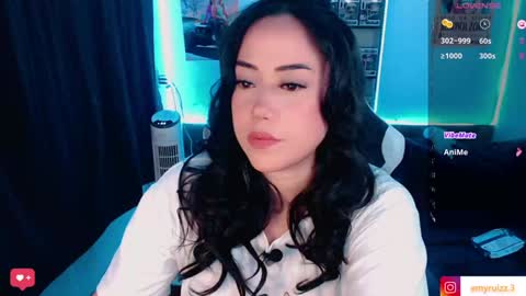 Emmy Ruiz - independent model online show from 25, 1, 2025