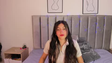 Emily  Laila  online show from 13, 1, 2025
