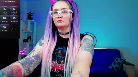 Emmy Bright     50  online show from 6, 12, 2024