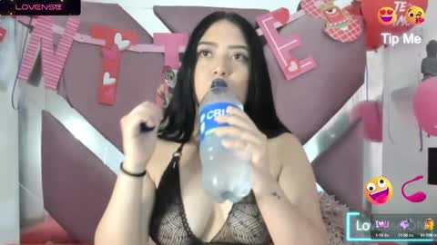 emmymiller1 online show from 4, 3, 2025