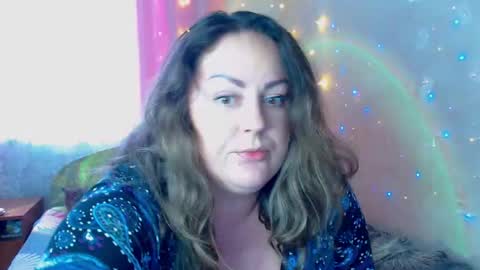 Snapshot of emmyxotty chatting on 31, 12, 2024 Emmy online show from 31, 12, 2024