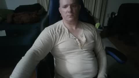 Snapshot of emsguy1 chatting on 24, 3, 2026 Matt online show from 24, 3, 2026