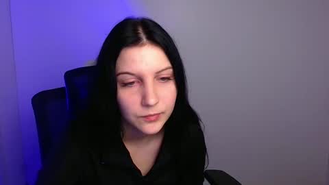 Emma online show from 11, 11, 2025