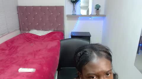 Snapshot of emyfuckhard chatting on 10, 10, 2025 emyfuckhard online show from 10, 10, 2025