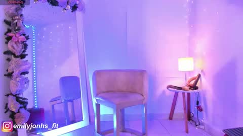 EMYLY  online show from 29, 11, 2025