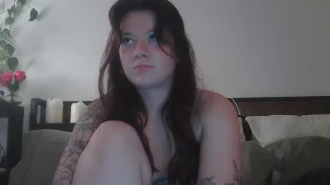 endlessly evie online show from 4, 1, 2025