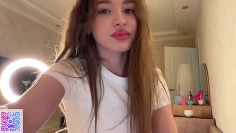 Mia online show from 12, 9, 2025