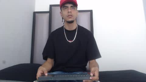 Snapshot of endrick_23 chatting on 1, 4, 2026 endrick_23 online show from 1, 4, 2026