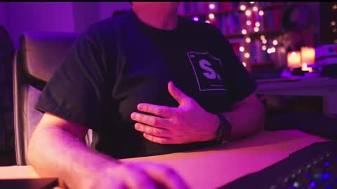 Snapshot of energybra chatting on 20, 2, 2025 uk online show from 20, 2, 2025