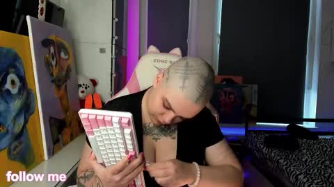 enigmastella online show from 17, 1, 2026