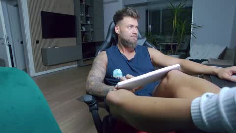 Erik online show from 10, 12, 2024