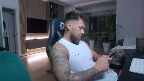 Erik online show from 15, 12, 2024