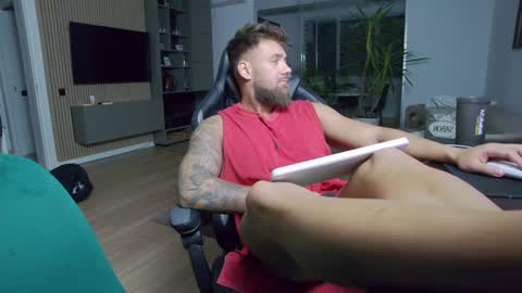 Erik online show from 19, 12, 2024