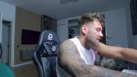 Erik online show from 22, 12, 2024