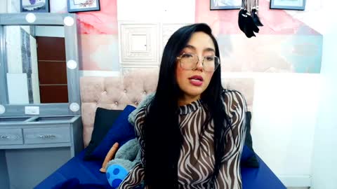 Enyel online show from 3, 2, 2025