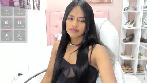 Snapshot of enyelin chatting on 27, 3, 2026 Enyenlina online show from 27, 3, 2026