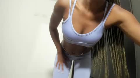 Snapshot of enyelsalas2 chatting on 7, 3, 2026 Angela online show from 7, 3, 2026