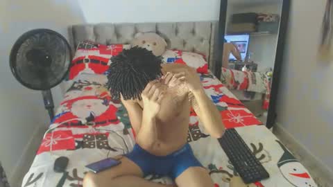 enyer_twin online show from 17, 12, 2025