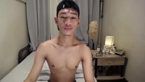 Snapshot of enzinoxx2024 chatting on 8, 2, 2026 enzo online show from 8, 2, 2026