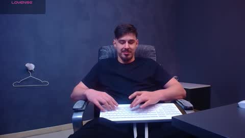 EnzoRace online show from 3, 2, 2026