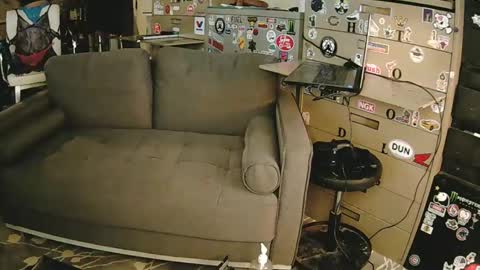 enzosolo12 online show from 1, 1, 2025