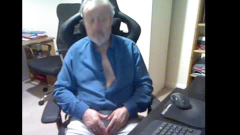 erasmus_d online show from 1, 12, 2024
