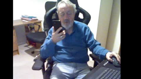erasmus_d online show from 14, 1, 2025
