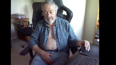 erasmus_d online show from 30, 9, 2025