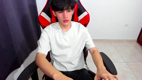 Snapshot of eren_tatakae chatting on 22, 1, 2025 eren_tatakae online show from 22, 1, 2025