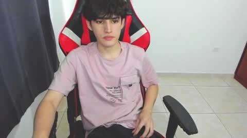 Snapshot of eren_tatakae chatting on 27, 1, 2025 eren_tatakae online show from 27, 1, 2025