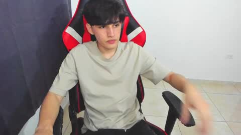 Snapshot of eren_tatakae chatting on 3, 2, 2025 eren_tatakae online show from 3, 2, 2025