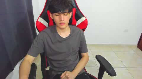 Snapshot of eren_tatakae chatting on 6, 2, 2025 eren_tatakae online show from 6, 2, 2025