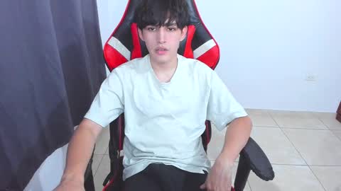 Snapshot of eren_tatakae chatting on 11, 9, 2025 eren_tatakae online show from 11, 9, 2025