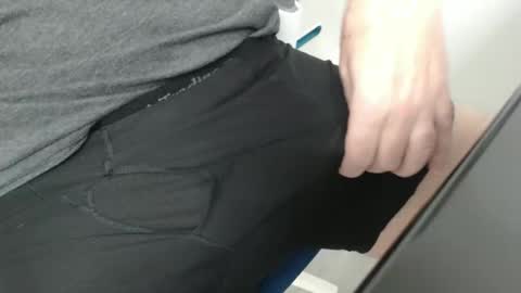 eric100eric100 online show from 10, 11, 2025