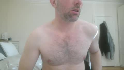 Snapshot of eric334418 chatting on 5, 3, 2025 eric334418 online show from 5, 3, 2025