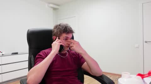    online show from 18, 11, 2025