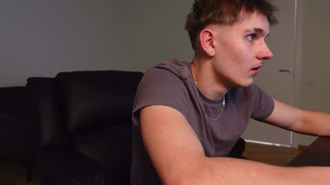    online show from 28, 11, 2025