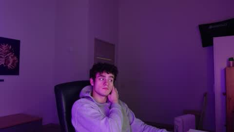    online show from 30, 11, 2025