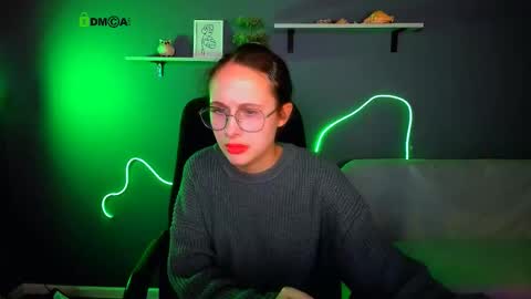 Snapshot of erica_breeze chatting on 16, 10, 2025 your dear Erica online show from 16, 10, 2025