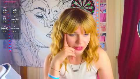 Snapshot of erica_winterr chatting on 19, 9, 2025 Erica Winterr online show from 19, 9, 2025