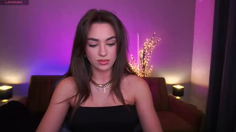 Erica online show from 6, 11, 2025