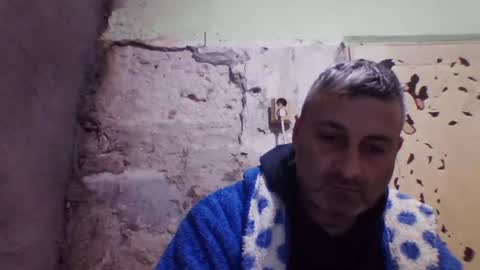 Snapshot of ericboy32 chatting on 14, 12, 2025 eric online show from 14, 12, 2025