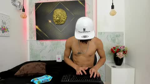   online show from 31, 12, 2024