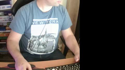 Snapshot of erik_dapper chatting on 7, 11, 2025 Erik Dapper online show from 7, 11, 2025