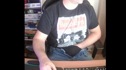 Snapshot of erik_dapper chatting on 19, 11, 2025 Erik Dapper online show from 19, 11, 2025