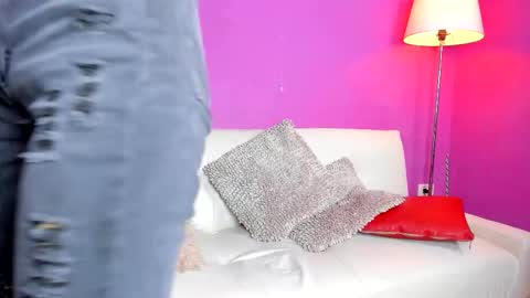 Snapshot of erika1717 chatting on 6, 11, 2025 erika1717 online show from 6, 11, 2025