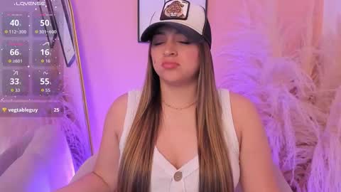 Snapshot of erika_mendez1 chatting on 24, 11, 2025 Erika Mendez online show from 24, 11, 2025