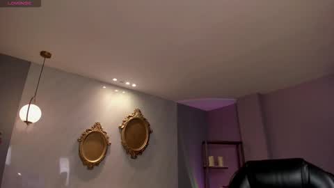 Erika Benz online show from 12, 10, 2025